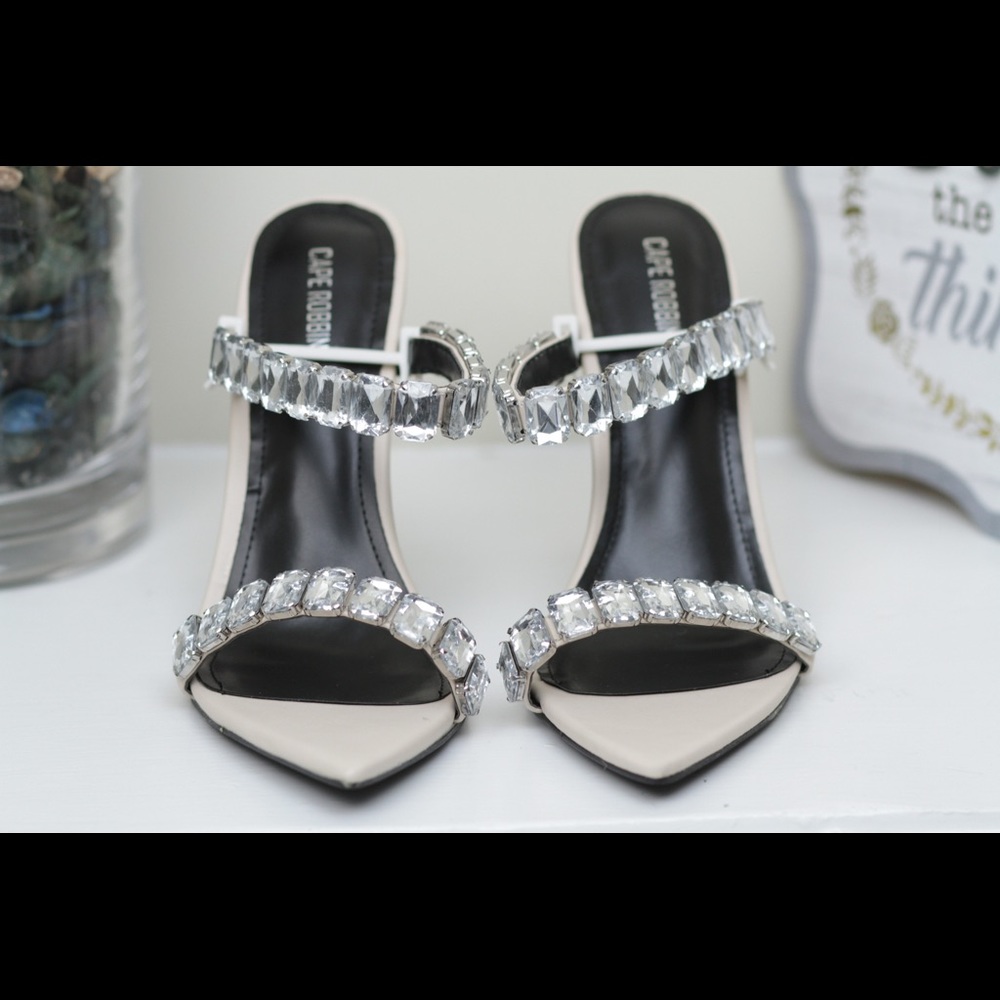 Sparkle & Pointed